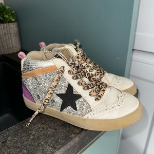 Shushop size 12T girl high tops